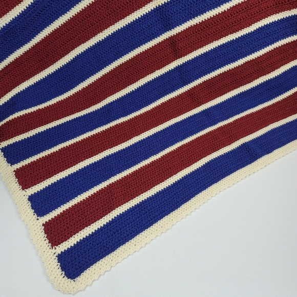 Crochet Stripe Throw Blanket - Picture 11 of 11